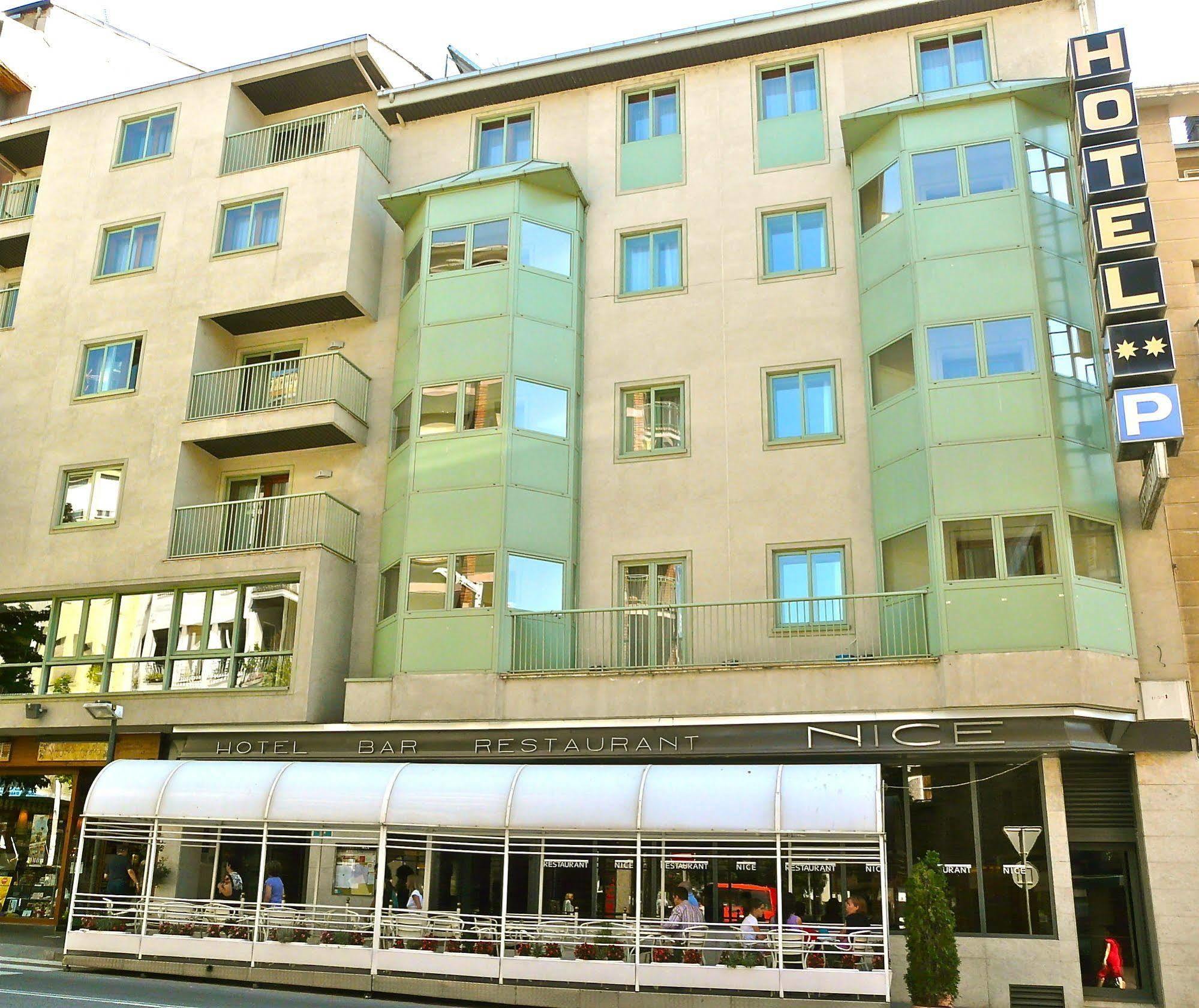 Hotel Nice La Seu d'Urgell Exterior photo